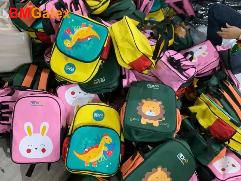 Balo quà tặng trẻ em